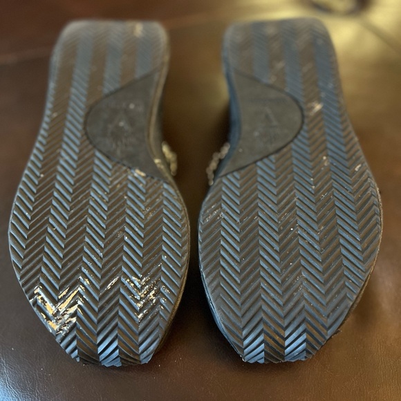 **Sold** Black Flip Flops with Cross - Picture 5 of 6